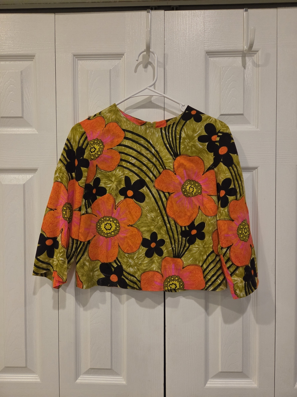 Retro 70s Inspired Floral Pop-Print Women's Top in Green and Pink